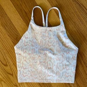 Old Navy Active Crop Top size S